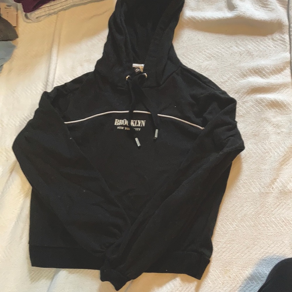 Cropped Brooklyn NY sweatshirt